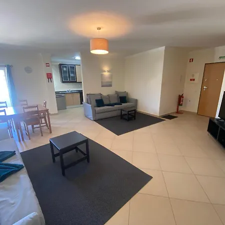 Apartament Lovely *