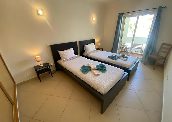 アパート Lovely タヴィラ